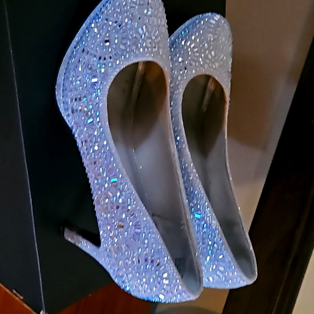 Silver Slipper Heels-Bling!